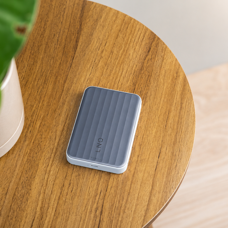 Xtorm LINQ Semi-solid State Magnetic Powerbank 10.000