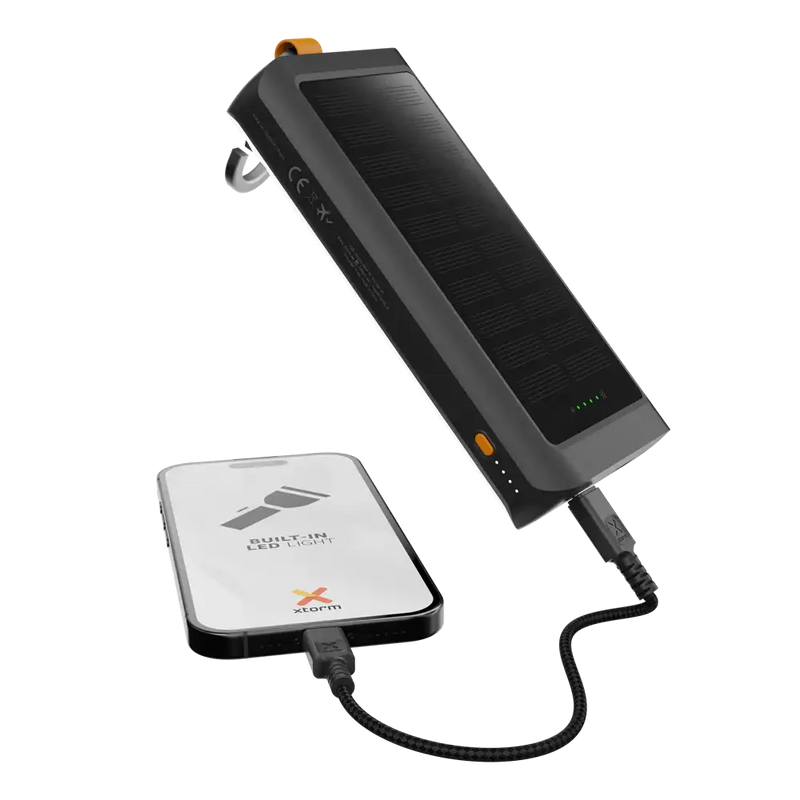 Go2 Powerbank 20W - 10.000 mAh met Solar en Lamp - Charcoal Black - Xtorm NL