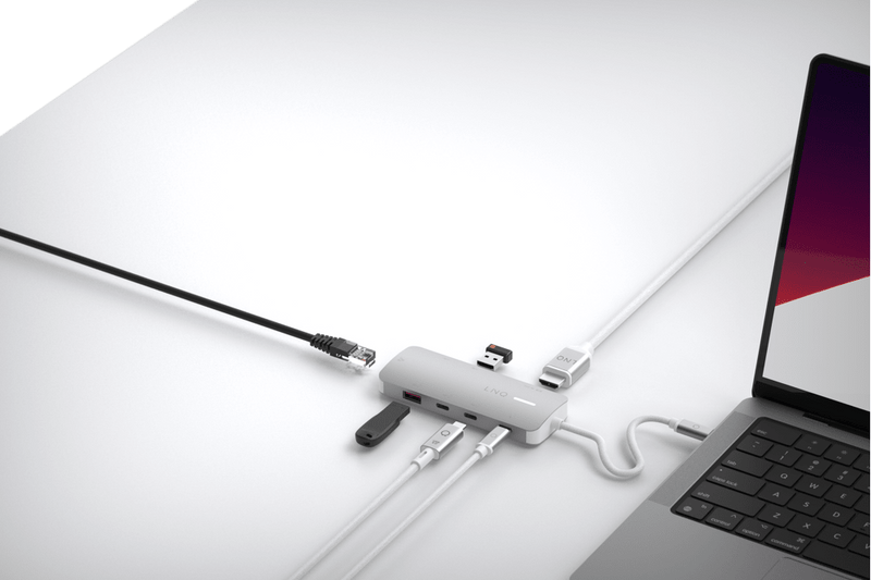 LINQ 8in1 8K PRO USB - C Multipoort Hub 140W - Xtorm NL
